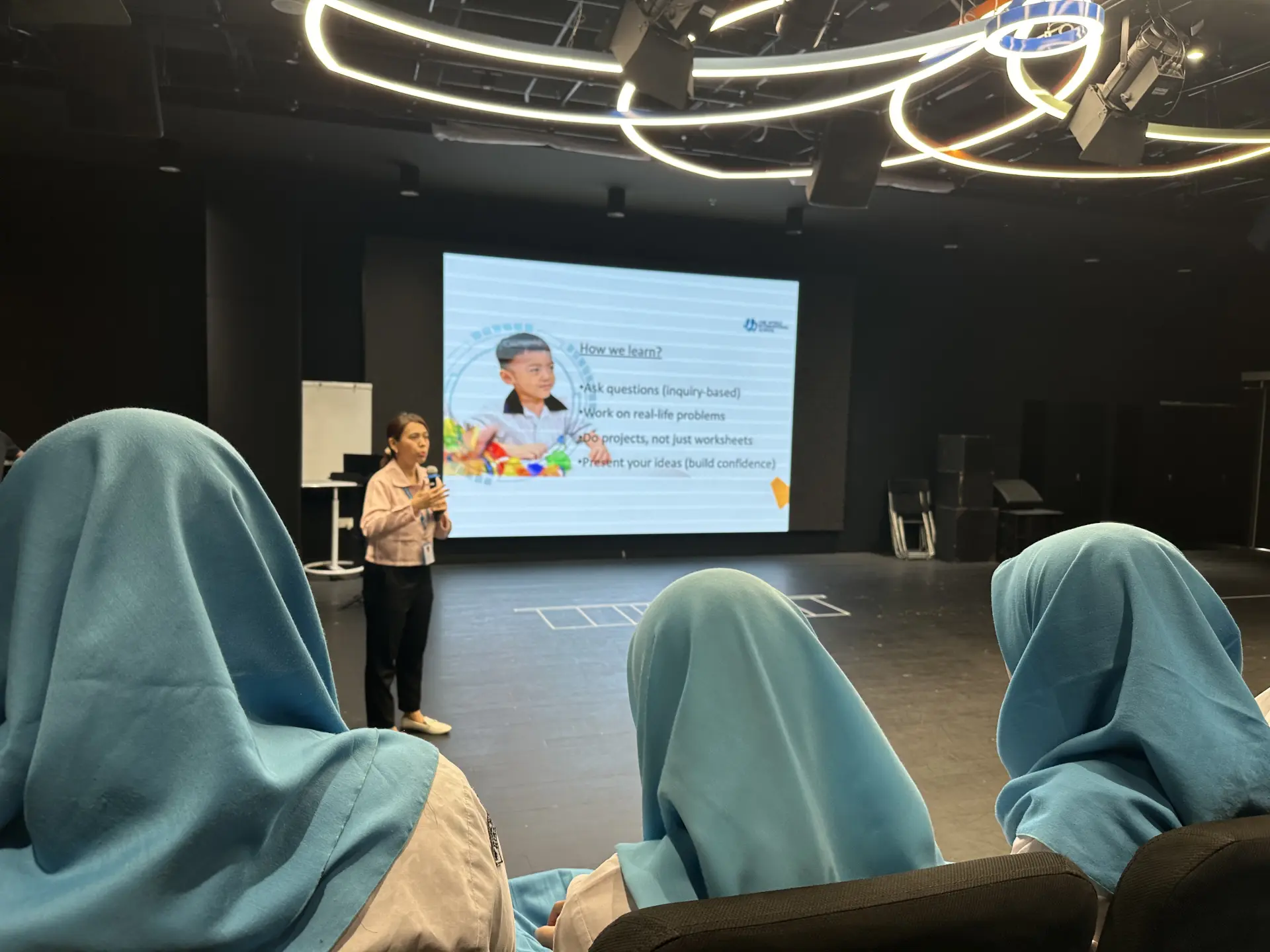 English Immersion at One World International School Singapore
