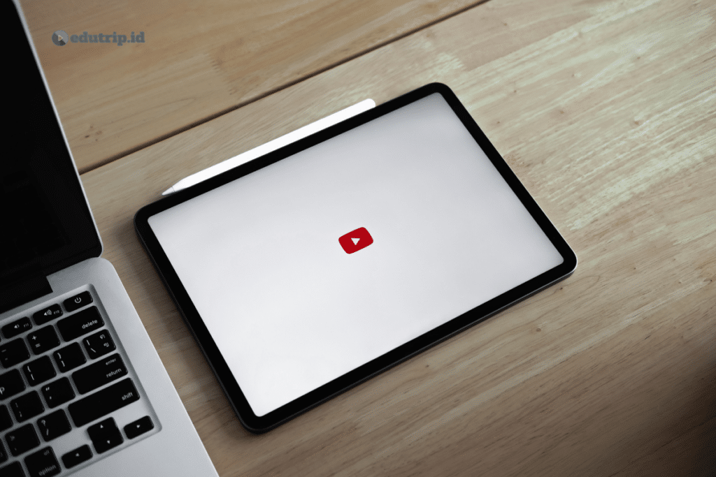 YouTube Studio Apk Versi Terbaru 2023